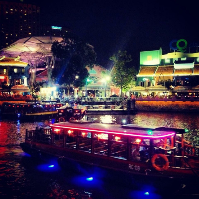 อร่อยจนต้องดูดนิ้ว 
JUMBO Seafood @สิงคโปร์