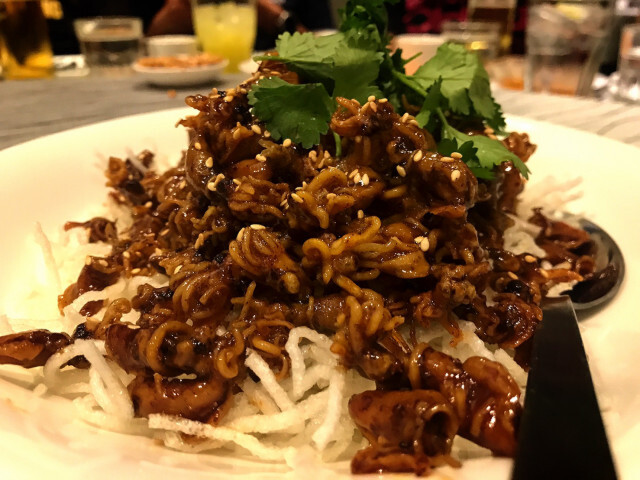 อร่อยจนต้องดูดนิ้ว 
JUMBO Seafood @สิงคโปร์
