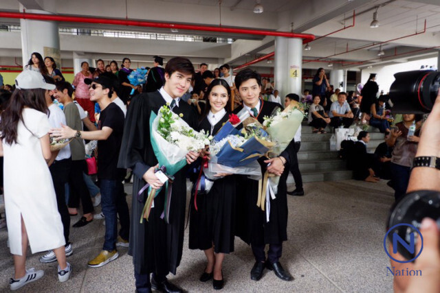 "เมฆ จิรกิตติ์" สุดปลื้ม! คว้าใบปริญญาให้คุณพ่อ - แม่สำเร็จ