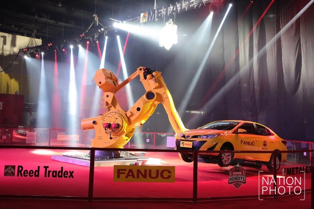 เปิดตัว! หุ่นยนต์แขนกลยกวัตถุน้ำหนักสูง ตัวแรกของโลก