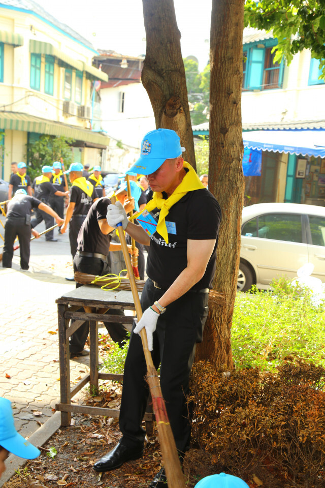 ปลัดฯ กลาโหม นำทีมจิตอาสา 600 คน ปรับปรุงทำความสะอาดชุมชน