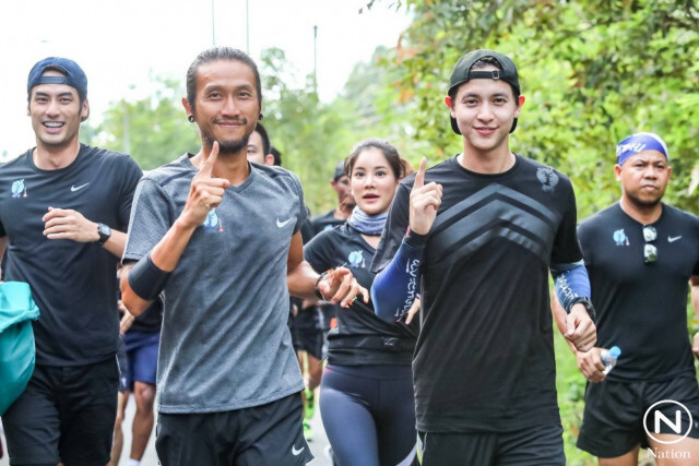 เหล่าคนดัง ร่วมวิ่ง กับ "ตูน"