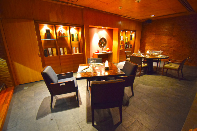 อร่อยปักหมุด : Riverside grill  ร้านอาหารริมน้ำเจ้าพระยาที่บรรยากาศดี อาหารอร่อยร้านหนึ่งในกรุงเทพฯ