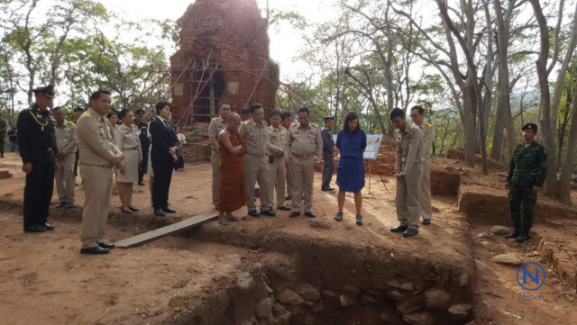 ผู้ว่าฯ สระแก้วนำคุณสิริกิติยา เจนเซ่น เข้าชมปราสาทสด๊กก๊อกธม-ปราสาทเขาโล้น