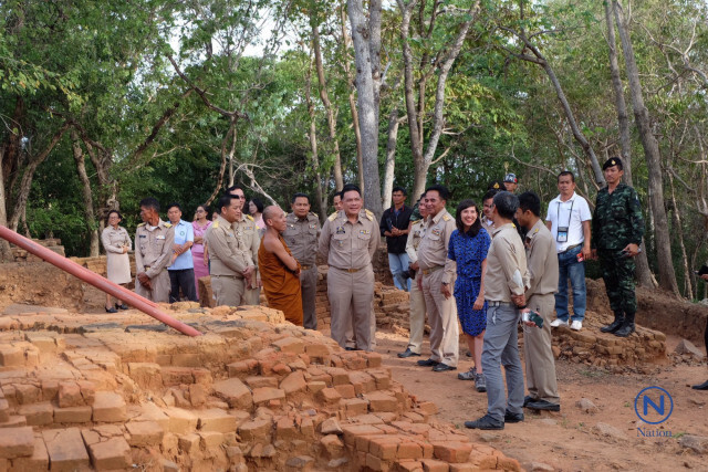 ผู้ว่าฯ สระแก้วนำคุณสิริกิติยา เจนเซ่น เข้าชมปราสาทสด๊กก๊อกธม-ปราสาทเขาโล้น