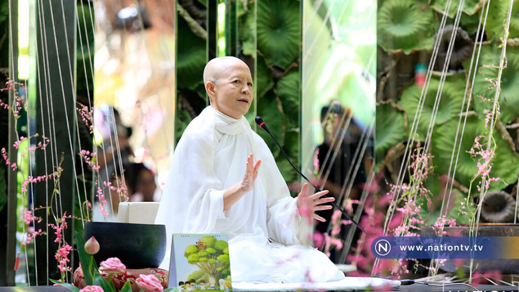 (ภาพชุด)"แม่ชีศันสนีย์" แถลงข่าวอาการป่วยโรคมะเร็งกระเพาะ รักษาหายดีแล้ว (ภาพชุด)"แม่ชีศันสนีย์" แถลงข่าวอาการป่วยโรคมะเร็งกระเพาะ รักษาหายดีแล้ว