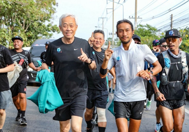 "เบิร์ด ธงไชย" ร่วมด้วย!! ช่วยเชียร์ "ตูน-ก้าวคนละก้าว"