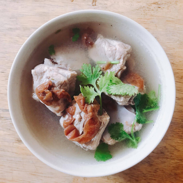 ครัวน้าคม : ซี่โครงหมูต้มบ้วย เมนูโบราณ เหมาะกับหน้าหนาว อิ่มอร่อยเชงๆ