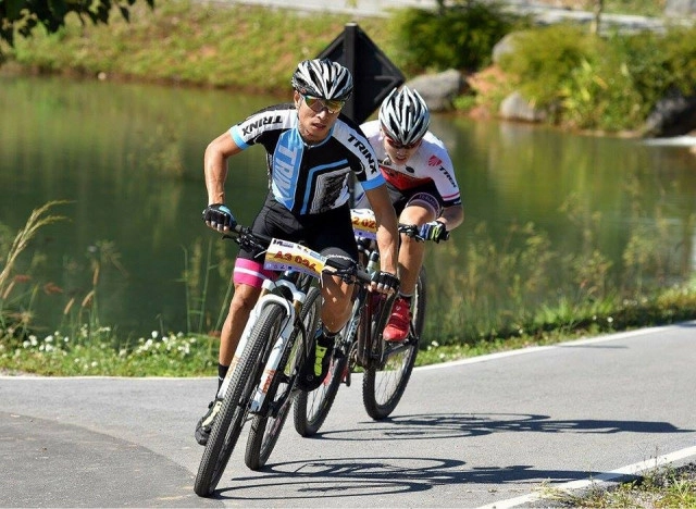 อรรถพล-นาตาลี โชว์ฟอร์มสุดแกร่ง ผงาดแชมป์ "สิงห์ เมาเท่นไบค์" สนามสุดท้าย