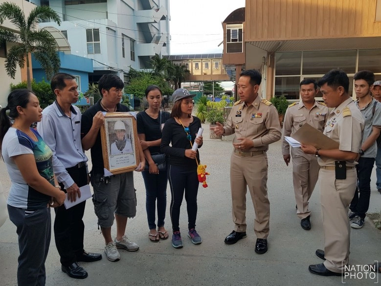 นายอำเภอบางละมุง มอบเงินช่วยเหลือเหยื่อชนดะ กลางเมืองพัทยา