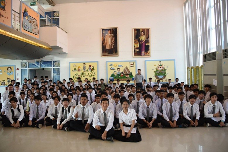 29 ภาพวาดสีน้ำ "คิดถึงพ่อหลวงร.9"