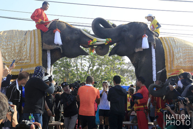 "ตูน" วิ่งถึงรอยต่อ อยุธยา-สุพรรณบุรี