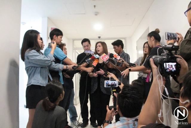 "โบ สุนิตา-เล็ก ฝันเด่น" โร่เเจ้งตร.ปอท.ล่ามือแฮ็กเฟซบุ๊ก-ไอจี