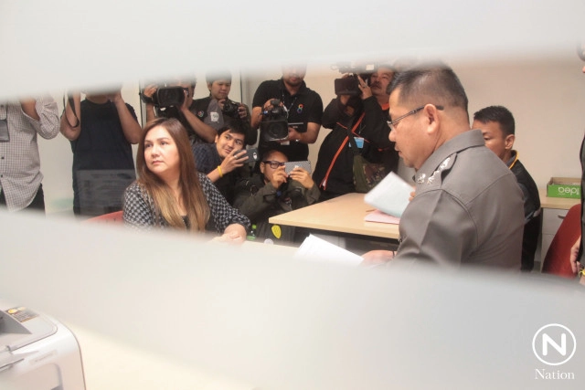 "โบ สุนิตา-เล็ก ฝันเด่น" โร่เเจ้งตร.ปอท.ล่ามือแฮ็กเฟซบุ๊ก-ไอจี