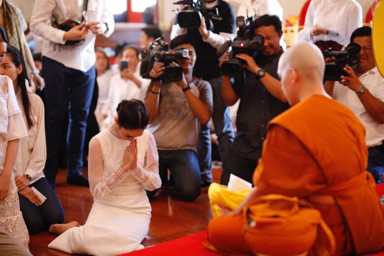 "นิว วงศกร" บวช ได้รับฉายาทางธรรมว่า "กวิวํโส"