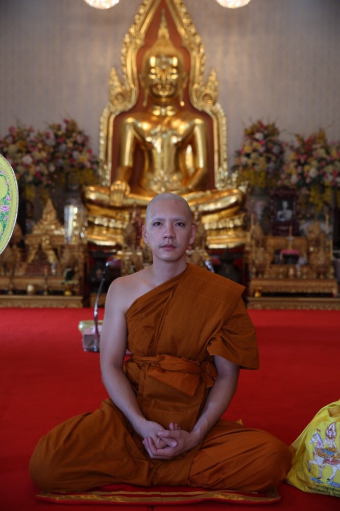 "นิว วงศกร" บวช ได้รับฉายาทางธรรมว่า "กวิวํโส"