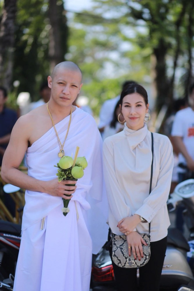 "ขุน" ชานนท์ บวชทดแทนบุญบุพการี ได้ฉายาทางธรรมว่า "สุขนันโท"