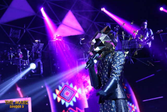 หน้ากากเสือดาว ถอดหน้ากากแล้ว คือเธอคนนี้