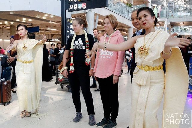 "เยเลน่า ออสตาเพนโก้" ถึงไทยแล้ว พร้อมหวดเทนนิสที่หัวหิน