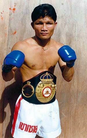 22 ธ.ค. 2534  "เขาทราย" ชก ปิดสังเวียนนักสู้ "ถนนโล่ง"