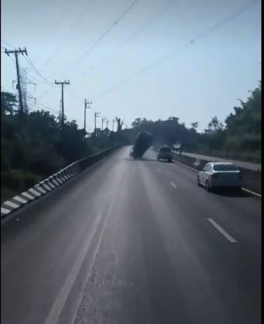เตือนภัย!ขับรถอย่าบรรทุกเกินไป