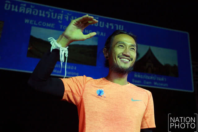 ตูน "ก้าว" สู่ เชียงรายแล้ว แม้เจ็บแขน