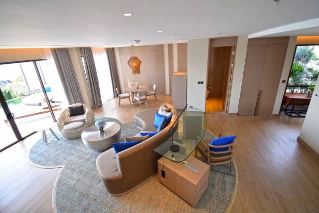 Chic-in : โรงแรมเรเนซองส์ พัทยา รีสอร์ท แอนด์ สปา เพชรเม็ดงามแห่งใหม่ ณ พัทยา นาจอมเทียน ชลบุรี