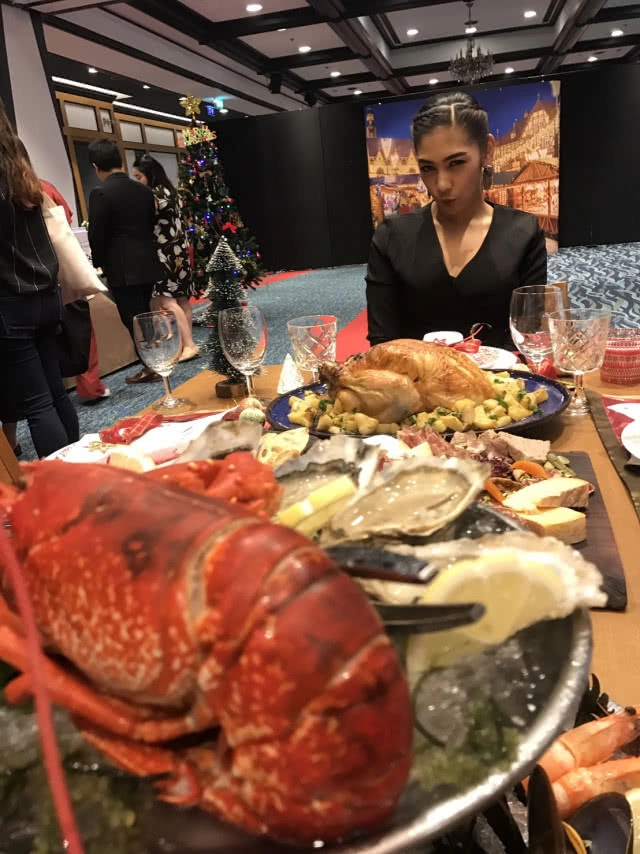 U can eat Meet กับ ปูน :: บนโต๊ะอาหารกับ "เทศกาลคริสต์มาส สไตล์ฝรั่งเศส"