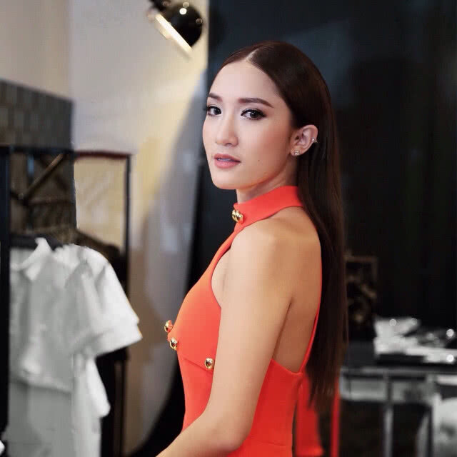 ช้อปปิ้งออนไลน์ เทรนด์มาแรงของแฟชั่นนิสต้าตัวจริง!