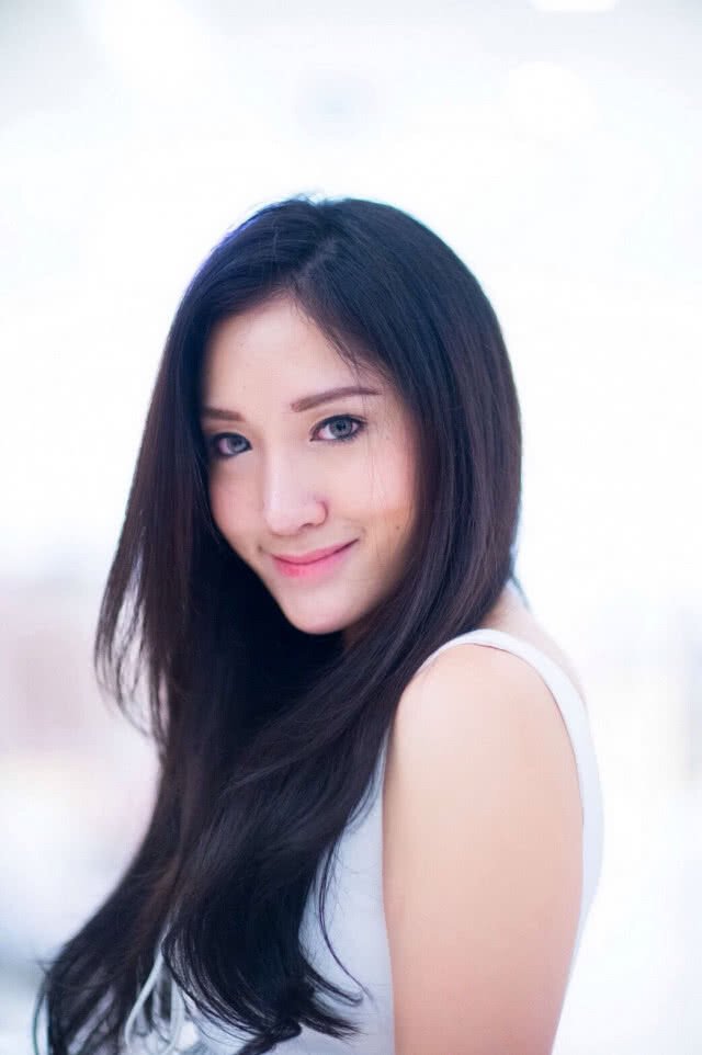 ช้อปปิ้งออนไลน์ เทรนด์มาแรงของแฟชั่นนิสต้าตัวจริง!