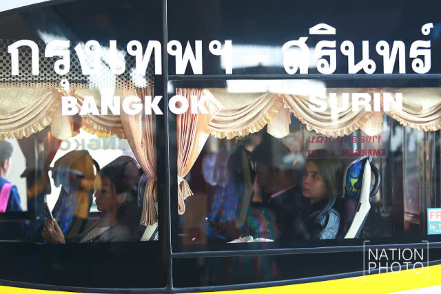 รอกลับบ้านสถานีขนสงหมอชิต