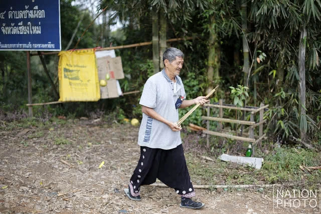 ยิงหน้าไม้แบบโบราณของชาวม้ง ภูมิปัญญาที่สืบทอดกันมารุ่นต่อรุ่น