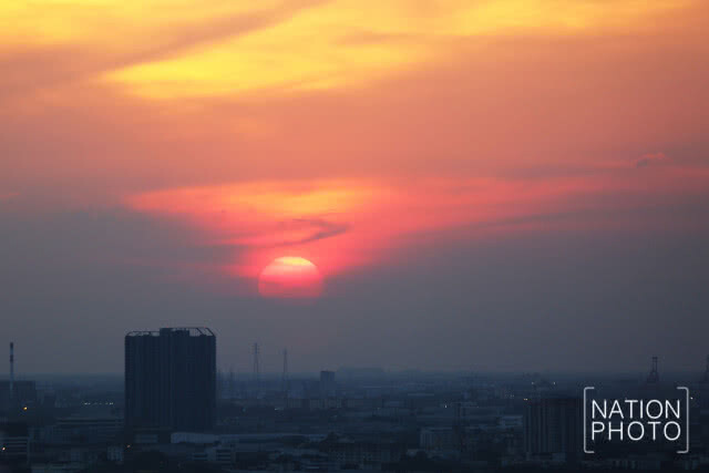 ลาลับขอบฟ้า...แสงอาทิตย์สุดท้าย ปี 2560
