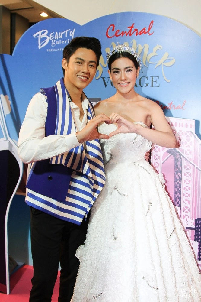 ผ่าดวงดาราปี 61 จากหมอดูชื่อดัง 'ต๊อกแต๊ก A4'