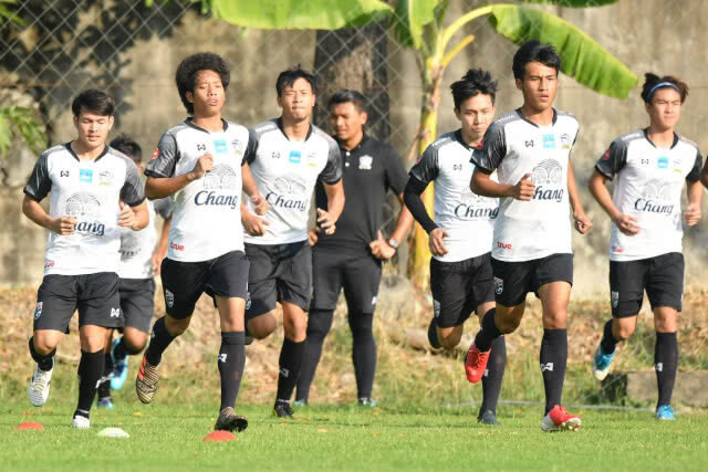 ช้างศึก ยู23 ซ้อมครั้งสุดท้ายที่ไทย พร้อมลุยชิงเอเชีย ที่จีน