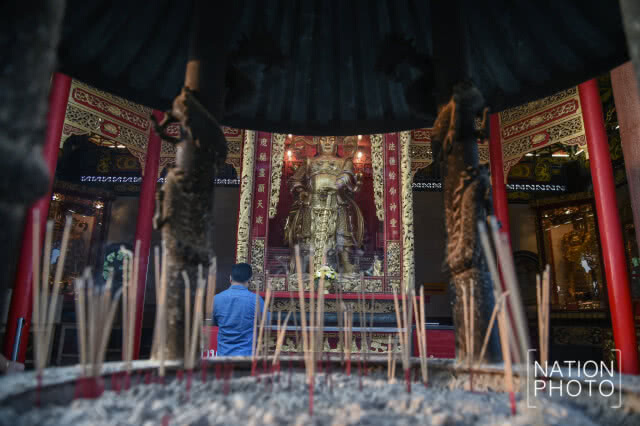 ทำบุญเสริมดวง ไหว้พระขอพร แก้ปีชง 2561
