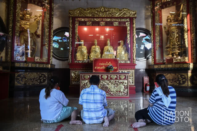 ทำบุญเสริมดวง ไหว้พระขอพร แก้ปีชง 2561