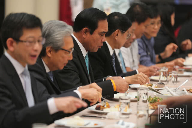 บรรยากาศเป็นกันเอง! เลี้ยงปีใหม่สื่อมวลชนทำเนียบฯ