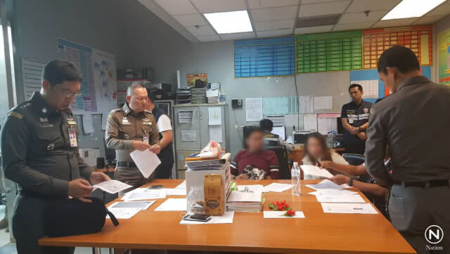 ตม.สุวรรณภูมิ รวบสองผัวเมีย ลวงแรงงานลอยแพคาสนามบิน
