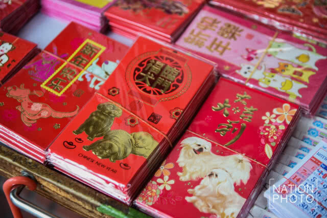 ของตกแต่ง-ของที่ระลึก รูปสุนัข เสริมสิริมงคลปีจอ 2561
