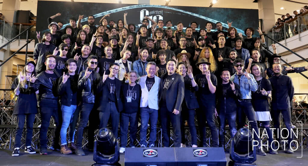 (ภาพชุด)งานแถลงข่าวคอนเสิร์ต"Chang Music Connection presents genie fest 19 ปี กว่าจะร็อกเท่าวันนี้" (ภาพชุด)งานแถลงข่าวคอนเสิร์ต"Chang Music Connection presents genie fest 19 ปี กว่าจะร็อกเท่าวันนี้"