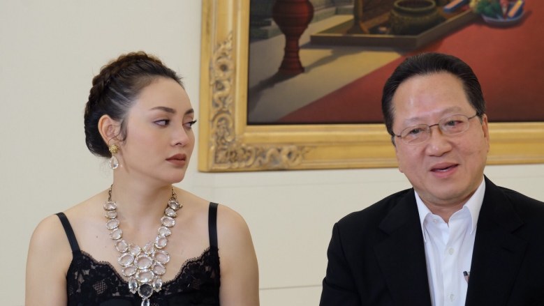 "ตั๊ก" เคลียร์ข่าวคิดเลิก "เจ้าสัวบุญชัย" แค่อารมณ์ชั่ววูบ