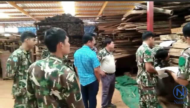 ชุดพญาเสือ เดินหน้า
ตรวจสอบไม้ที่อายัด
วัดดังเมืองกาญน์