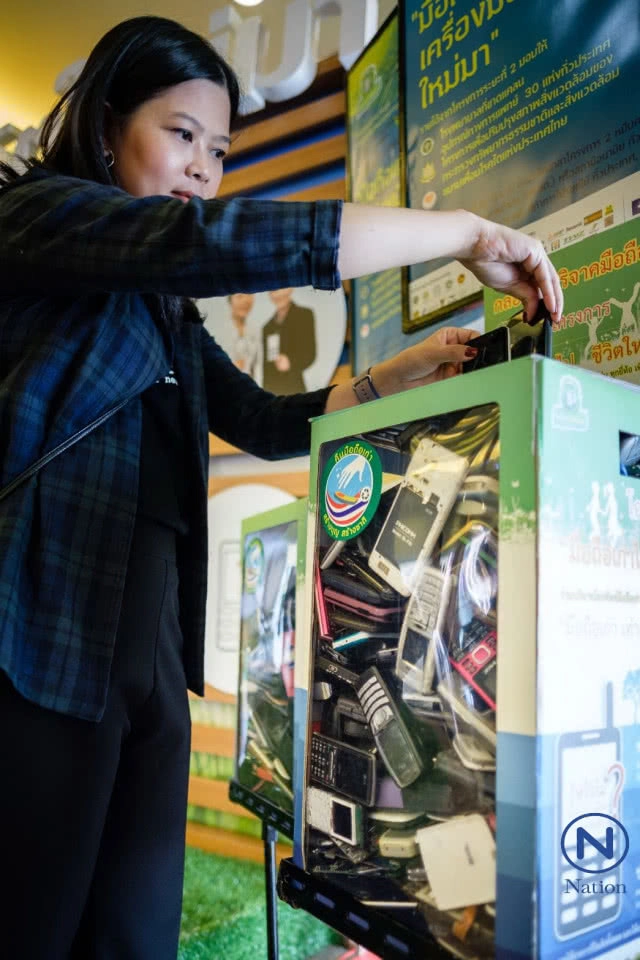 โครงการมือถือเก่าไป ชีวิตใหม่มา มอบเงินให้กับโรงพยาบาล 3.6 ล้านบาท