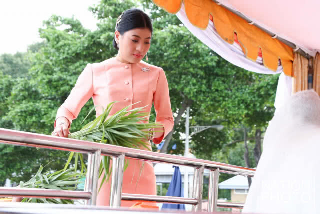 พระเจ้าหลานเธอ พระองค์เจ้าสิริวัณณวรีนารีรัตน์ ทรงปล่อยพันธุ์ปลาเนื่องในวันประสูติ
