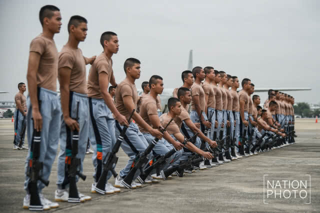 นักเรียนจ่าอากาศซ้อมการแสดงโชว์วันเด็ก 13 ม.ค. นี้