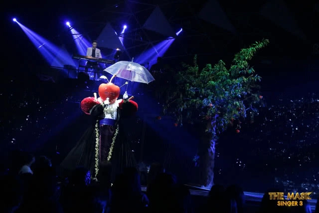 หน้ากากอีกาแดง ถอดหน้ากากแล้ว