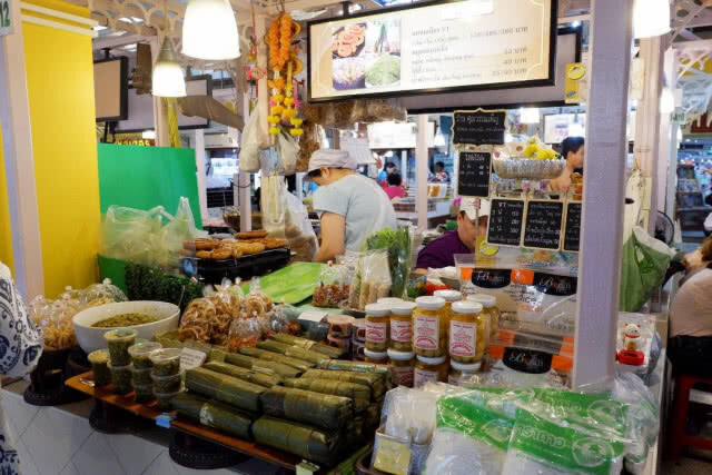 "ดิโอลด์สยาม"
ชื่อนี้มีมนต์เสน่ห์