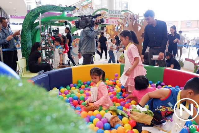 "เมกา บางนา" คึกคัก ครอบครัวแห่ร่วมงานวันเด็ก