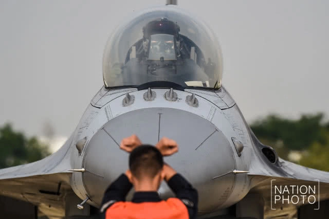 วันเด็ก 2561 กองบิน 6 ดอนเมืองคึกคัก สานฝันเด็กไทยรักการบิน